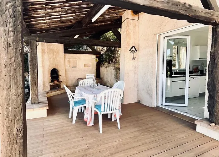 Rare Pearl With Pool And Sea View